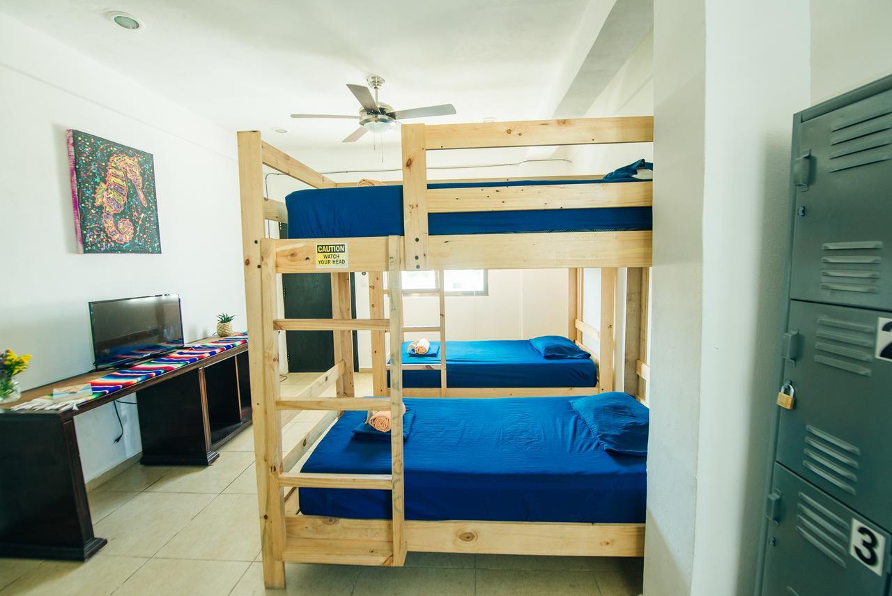 The Mermaid Hostel Beach (Adults Only) Κανκούν Εξωτερικό φωτογραφία